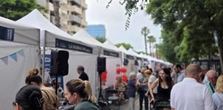 La Fira Marinera i de Pagesia reivindica el comerç que aixeca cada dia la persiana