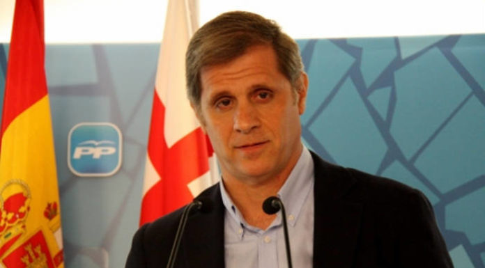 Alberto Fernández proposa una campanya per ajudar a persones grans a prevenir robatoris