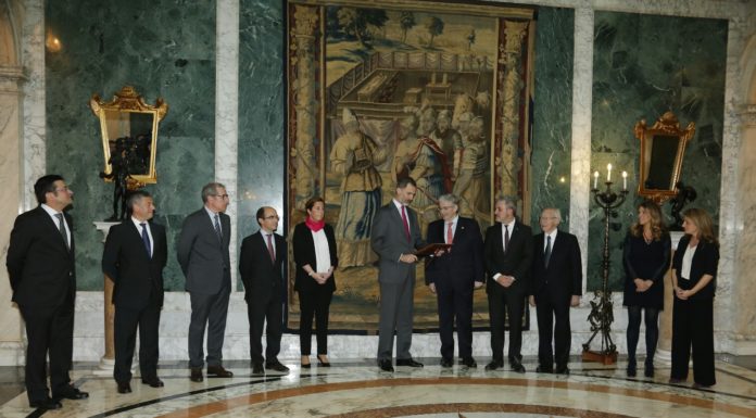 El Rei rep el Comitè Executiu del CZFB amb motiu del centenari de l’entitat El Rei rep el Comitè Executiu del CZFB amb motiu del centenari de l'entitat