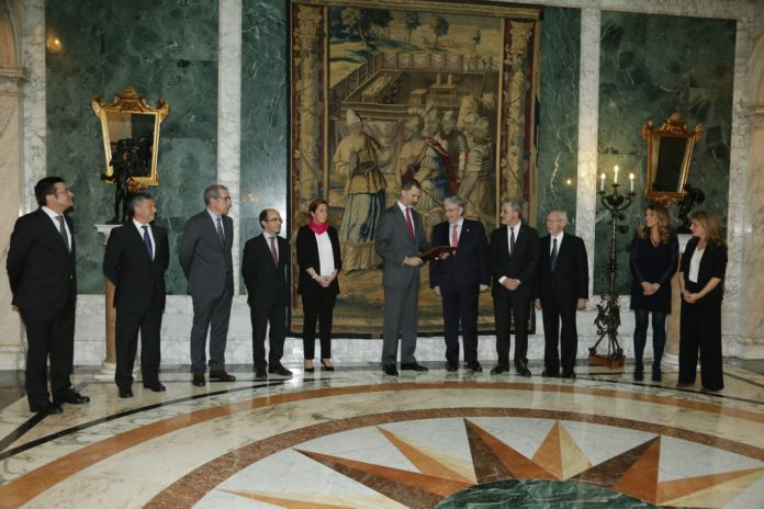 El Rei rep el Comitè Executiu del CZFB amb motiu del centenari de l'entitat