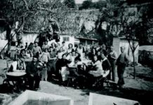 Homenatge als veïns dels antics barris de barraques de Montjuïc