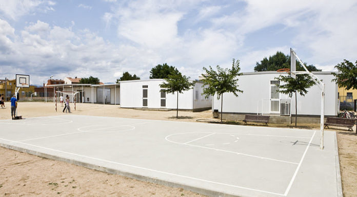 Tornem al “cole” amb barracons