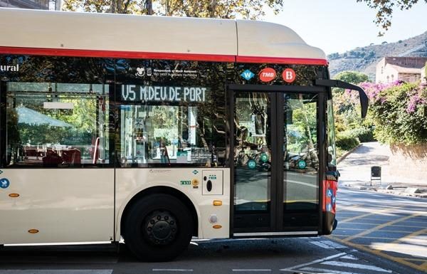 Es recuperen dues parades de la línia V5