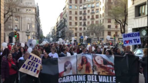 Manifestació a Barcelona per demanar que no s’abandoni la recerca de la Caroline del Valle