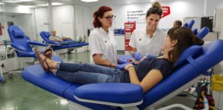 La sala Pepita Casanellas acull un punt de donació de sang