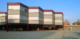 L’Escola Enric Granados obre el seu pati durant les vacances de Nadal i Reis