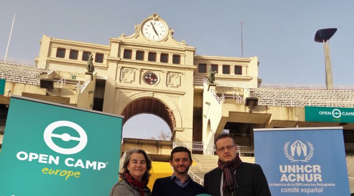 OPEN CAMP i ACNUR firmen un conveni per difondre els valors de solidaritat amb els refugiats
