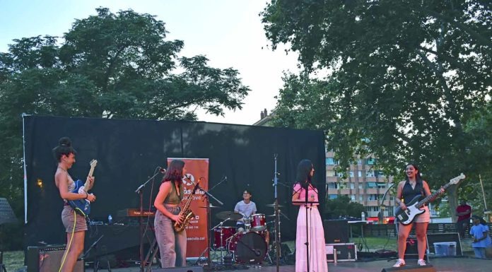 La Bàscula surt al carrer per Festa Major amb una mostra de talent jove i el directe de Laribal