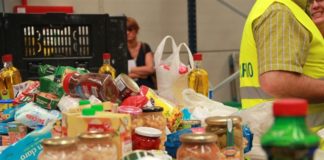 La campanya “la fam no fa vacances” crida a la solidaritat