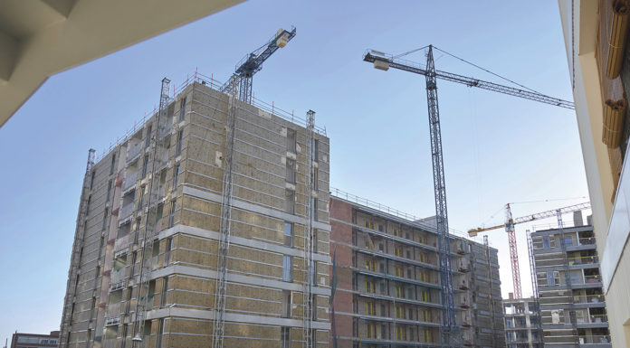 “Viure a Barcelona només és viable si ets ric o turista” Habitatge