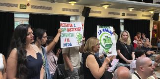 Una cooperativa d’habitatge reclama un terreny per construir-hi