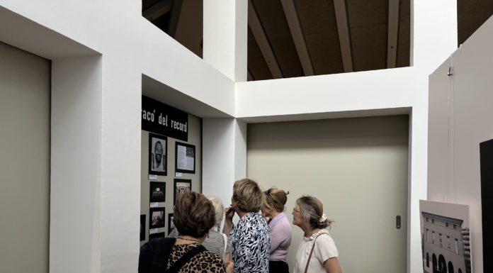 La Casa del Rellotge celebra el seu 40è aniversari amb una exposició fotogràfica, menjar i bona companyia 40è aniversari Casa del Rellotge
