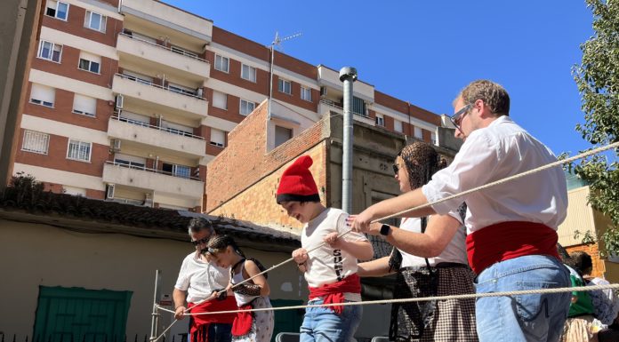 L’última trepitjada de raïm de Barcelona, el plat fort de la Festa Major de Plus Ultra Trepitjada del raïm