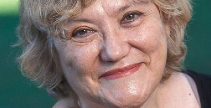 Isabel-Clara Simó presentarà una selecció de poemes inèdits a la Biblioteca Francesc Candel