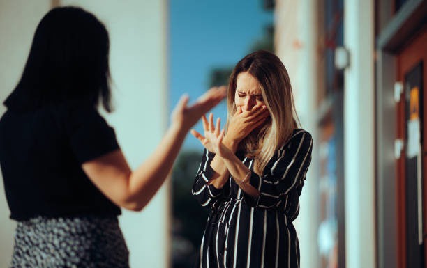 Retahílas l Mujer contra mujer