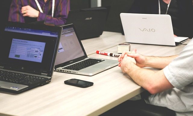 Precarización disfrazada de inclusión