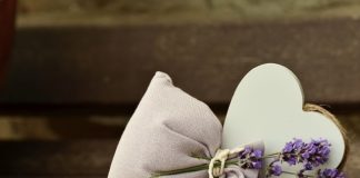 Viure poèticament I Absència