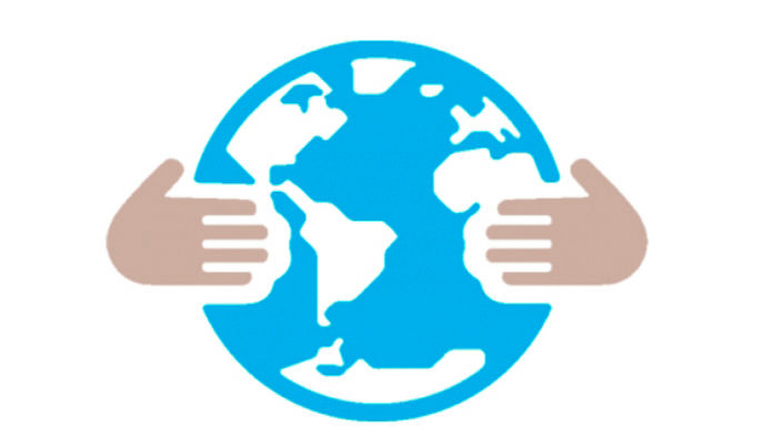 Els comerciants adherits a l’Associació de Comerciants La Marina aposten per un compromís de comerç més sostenible.