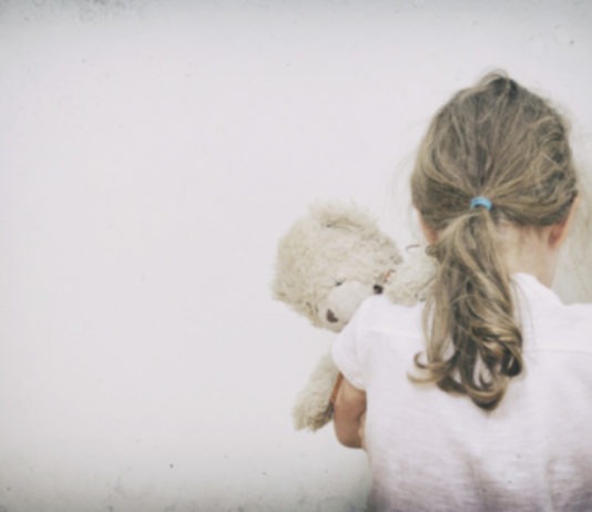 Violència contra la infància: on acudir si un infant necessita ajuda?