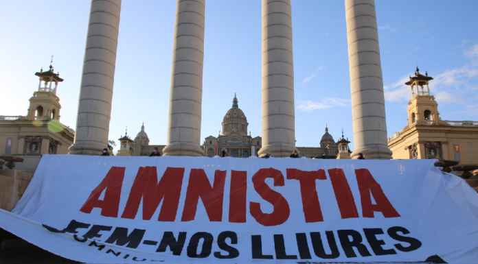 Òmnium continua reclamant l’amnistia, a Montjuïc Òmnium