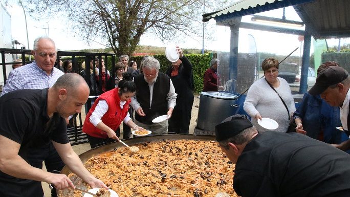 La 6a edició de la paella solidària reedita l’èxit absolut en la seva lluita contra l’Alzheimer