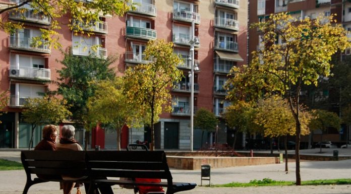 Alfabetització per adults i educació en valors, les noves propostes del casal de barri La Vinya