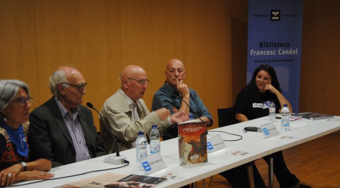 Familiars de deportats de Mauthausen acompanyen la presentació del còmic “Esperaré siempre tu regreso”, de Jordi Peidro