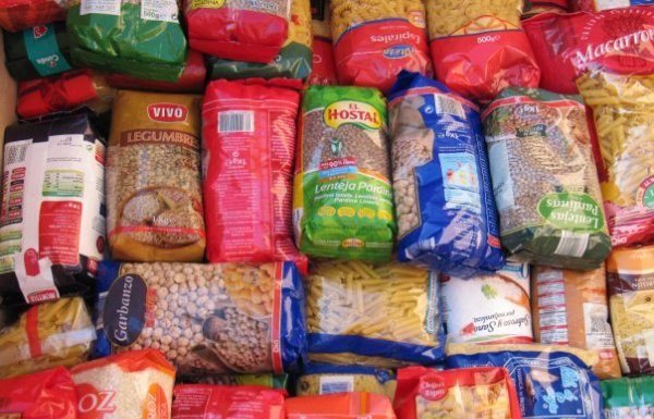 Per Nadal, la taula plena: campanya de recollida d’aliments als centres públics de la Marina