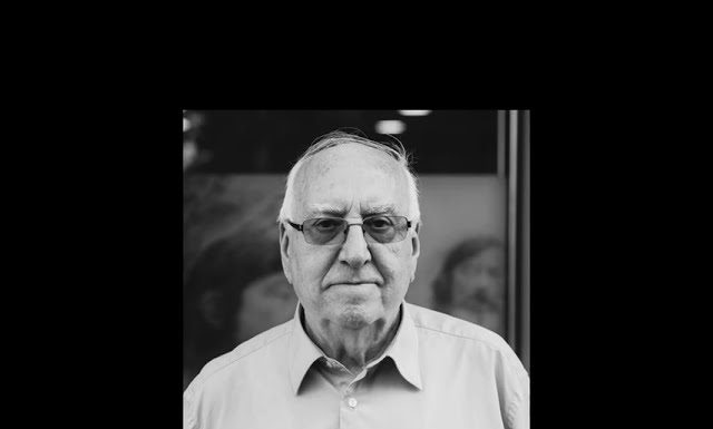 Un sentit homenatge a Julio Baños sota la llum de La Farola